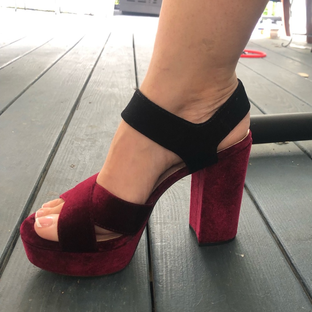 Circus by Sam Edelman Platform Sandal